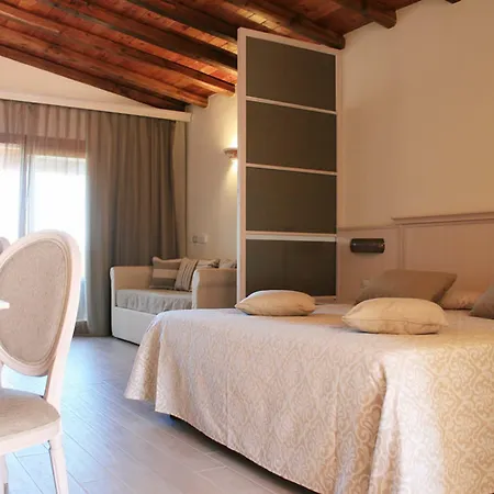 Marana Hotel 4*