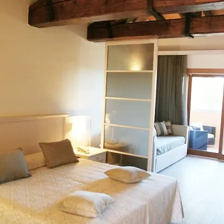 Marana Hotel