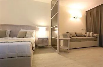 Marana Hotel
