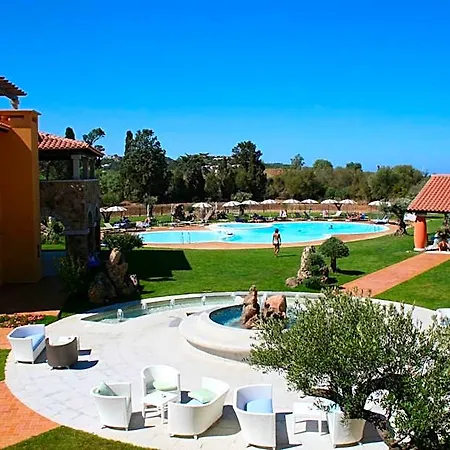 Marana 4*